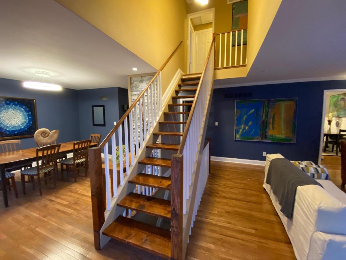 Here It Is! Cool Cape Cod-3 Br-2.5 Bath-12 Guests Olathe Ngoại thất bức ảnh