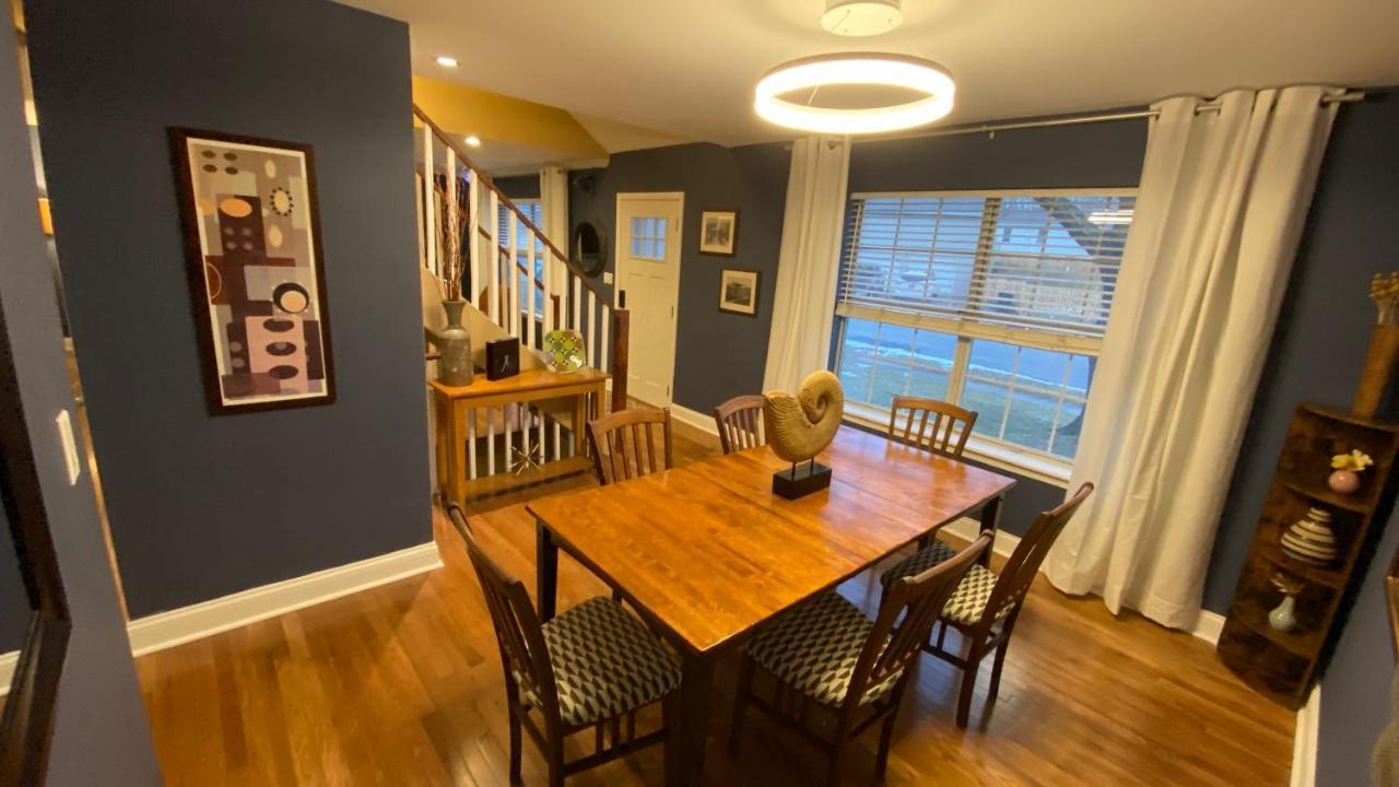 Here It Is! Cool Cape Cod-3 Br-2.5 Bath-12 Guests Olathe Ngoại thất bức ảnh