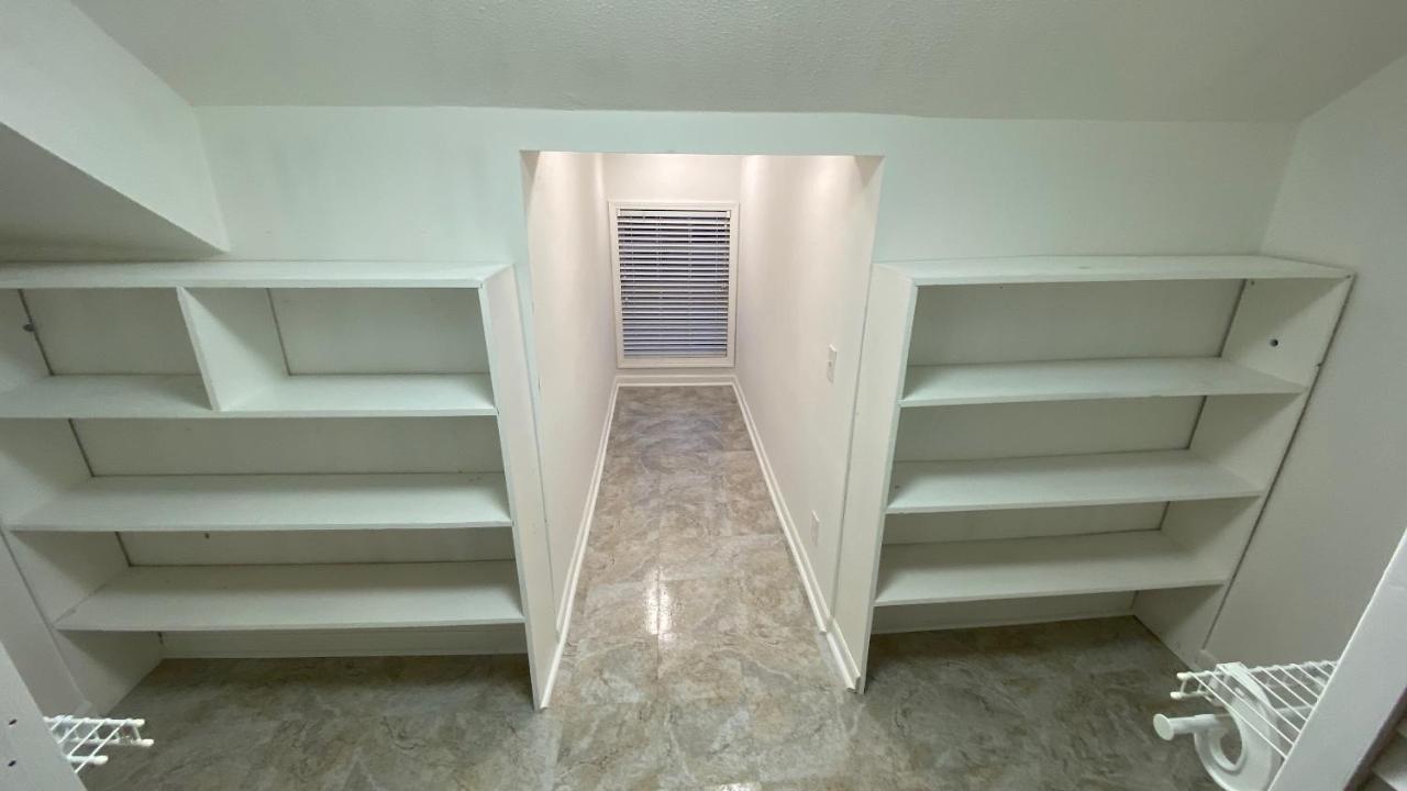 Here It Is! Cool Cape Cod-3 Br-2.5 Bath-12 Guests Olathe Ngoại thất bức ảnh