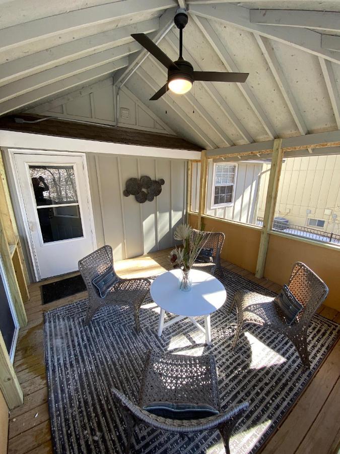 Here It Is! Cool Cape Cod-3 Br-2.5 Bath-12 Guests Olathe Ngoại thất bức ảnh